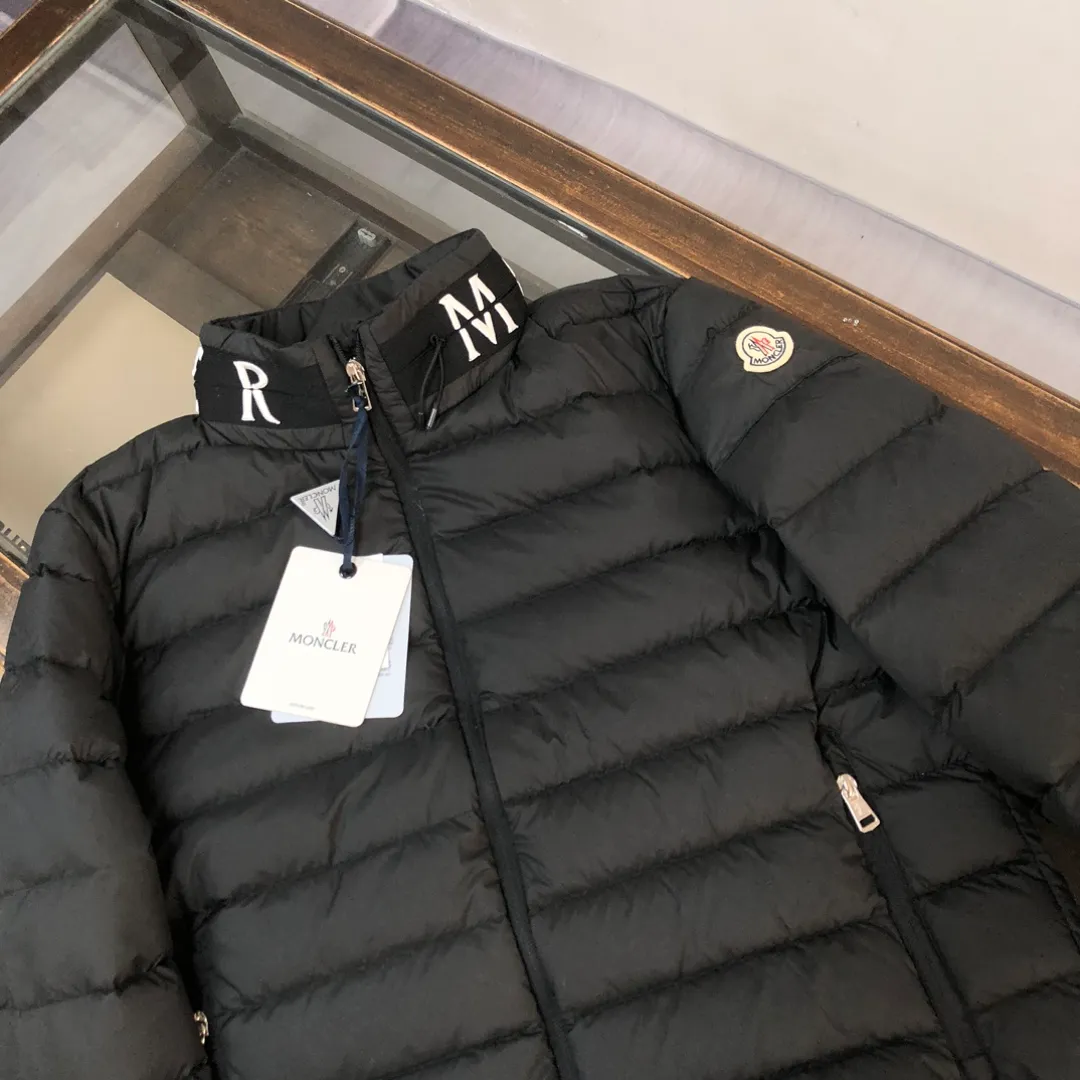 Black ✦ MONCLER Same Style Hot Sale ！ New Arrival 💥 New Arrival ， ， ，90 ， 😎 ：Black White Size：1-5（M～3XL）